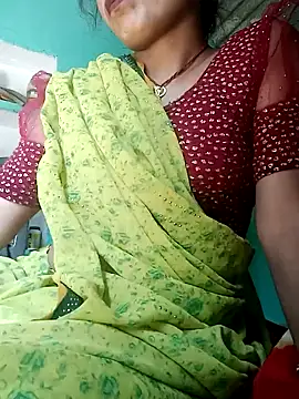 Hotsarina online show from 12-18-24, 07:47