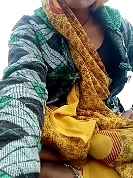 Hotsarina online show from 12-23-24, 10:53