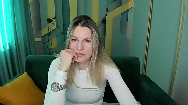 EmilyWalkeri online show from 03-17-26, 08:06