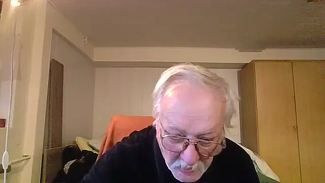 Snapshot of Sammy1660 chatting on 01-22-25, 08:07 Sammy1660 online show from 01-22-25, 08:07