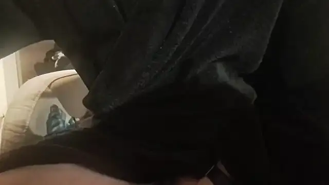 Snapshot of Sammy1660 chatting on 10-21-25, 09:04 Sammy1660 online show from 10-21-25, 09:04