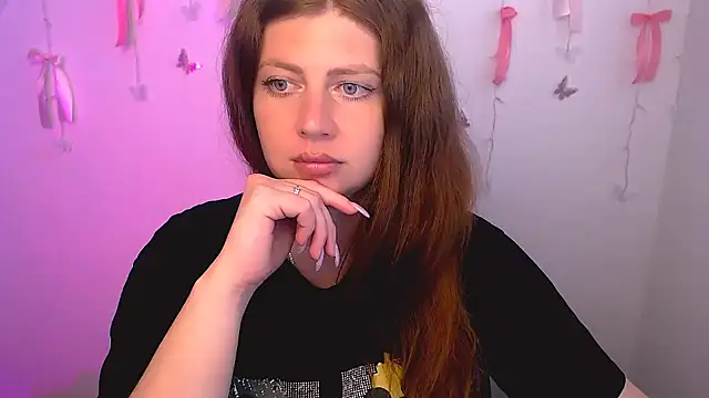 Snapshot of Lizzy_Love chatting on 07-01-26, 11:12 Lizzy Love online show from 07-01-26, 11:12