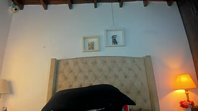 Snapshot of allisson_m chatting on 02-26-26, 12:04 allisson m online show from 02-26-26, 12:04