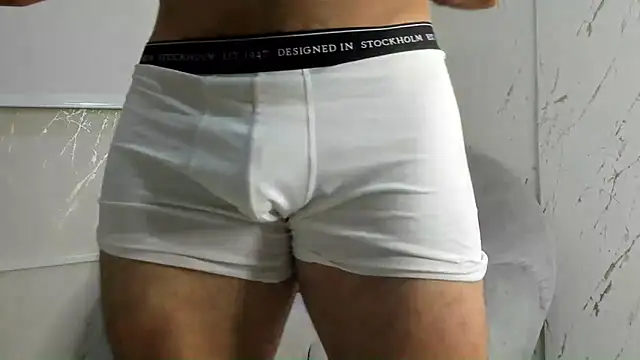 Ricardogo19 online show from 04-17-26, 07:28