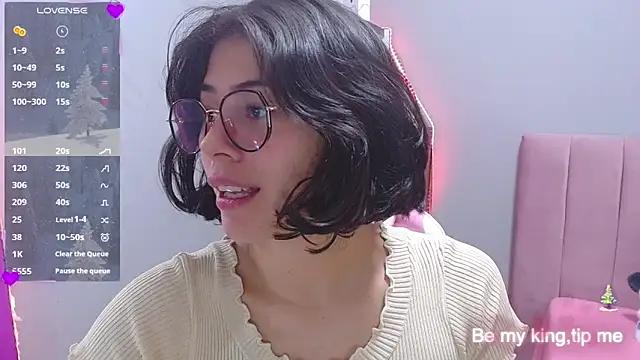 Snapshot of LoaLuxury chatting on 12-05-24, 06:11 LoaLuxury online show from 12-05-24, 06:11