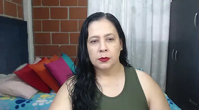 Snapshot of karlaton1977 chatting on 01-17-25, 04:57 karlaton1977 online show from 01-17-25, 04:57