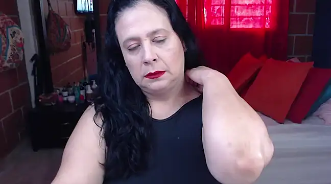 Snapshot of karlaton1977 chatting on 02-06-25, 09:06 karlaton1977 online show from 02-06-25, 09:06