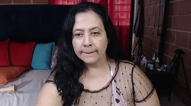 Snapshot of karlaton1977 chatting on 02-10-25, 04:47 karlaton1977 online show from 02-10-25, 04:47