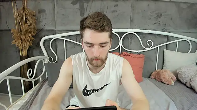 Snapshot of DexterDexx chatting on 12-01-24, 11:25 DexterDexx online show from 12-01-24, 11:25