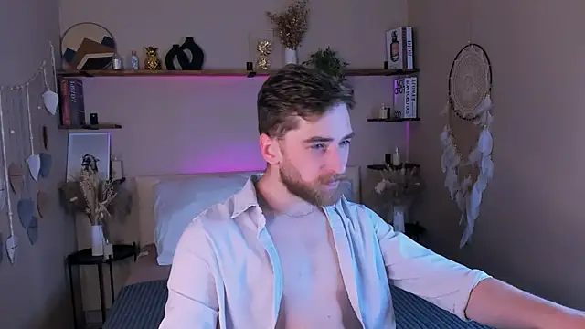 Snapshot of DexterDexx chatting on 10-06-25, 09:23 DexterDexx online show from 10-06-25, 09:23