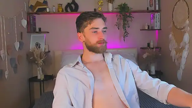 Snapshot of DexterDexx chatting on 10-07-25, 10:07 DexterDexx online show from 10-07-25, 10:07