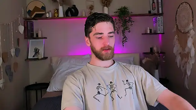 Snapshot of DexterDexx chatting on 10-19-25, 10:10 DexterDexx online show from 10-19-25, 10:10