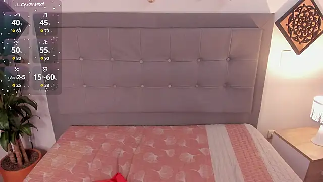 Agatha Vixen online show from 02-10-25, 06:24