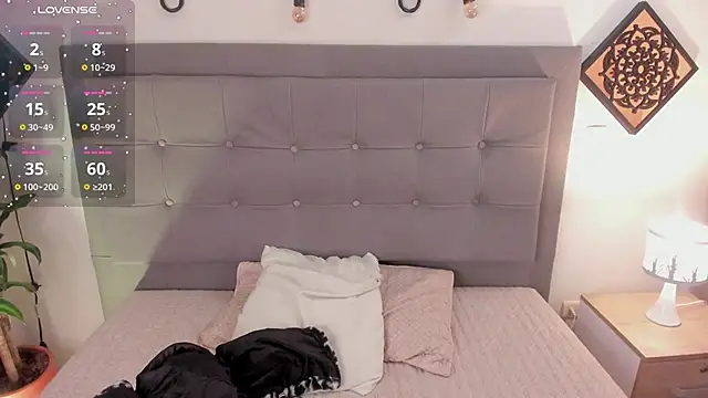 Agatha Vixen online show from 02-12-25, 03:38