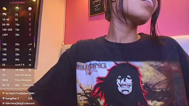 yourcuteneighbourr online show from 02-12-25, 09:10