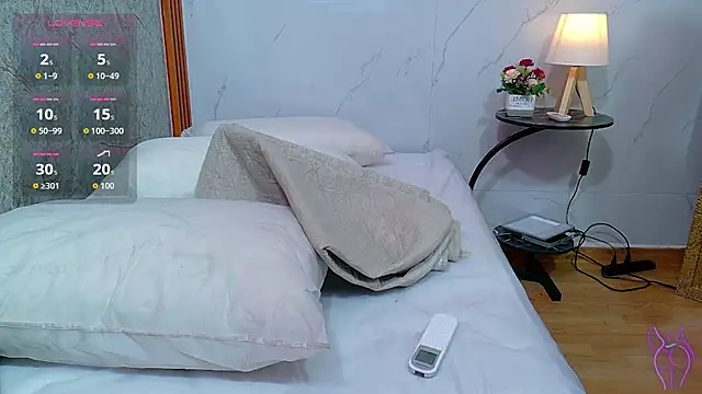 Snapshot of yourcuteneighbourr chatting on 07-17-26, 03:02 yourcuteneighbourr online show from 07-17-26, 03:02