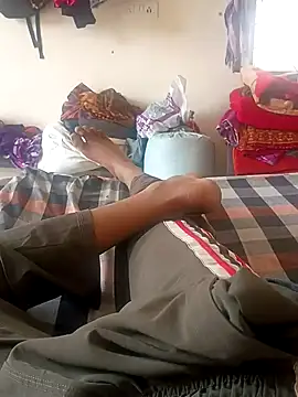 Snapshot of rjxraj chatting on 11-01-25, 09:00 rjxraj online show from 11-01-25, 09:00