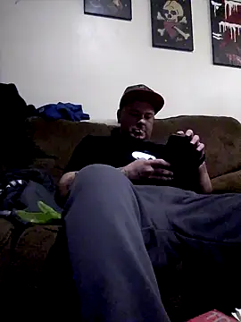 Snapshot of Tyrish361 chatting on 01-18-25, 01:08 Tyrish361 online show from 01-18-25, 01:08