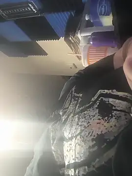 Snapshot of Tyrish361 chatting on 11-17-25, 06:08 Tyrish361 online show from 11-17-25, 06:08