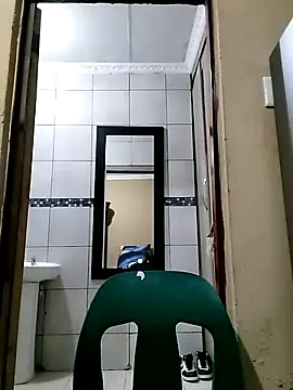 Snapshot of bigvendadick chatting on 02-19-25, 07:27 bigvendadick online show from 02-19-25, 07:27