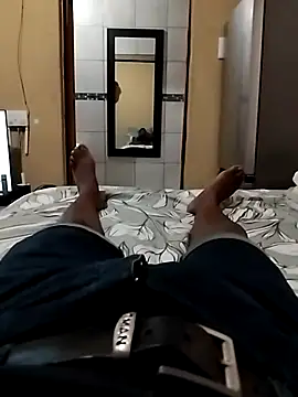 Snapshot of bigvendadick chatting on 03-03-25, 04:35 bigvendadick online show from 03-03-25, 04:35