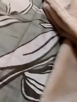 Snapshot of bigvendadick chatting on 03-10-25, 01:21 bigvendadick online show from 03-10-25, 01:21