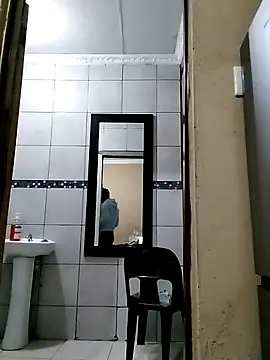 Snapshot of bigvendadick chatting on 03-16-25, 01:07 bigvendadick online show from 03-16-25, 01:07