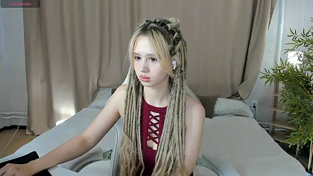 Valerie Woods online show from 07-14-26, 12:57