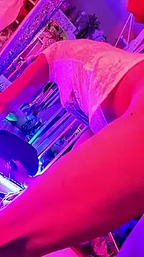 gurlnips online show from 09-11-25, 09:59