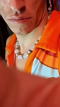 gurlnips online show from 09-12-25, 02:50