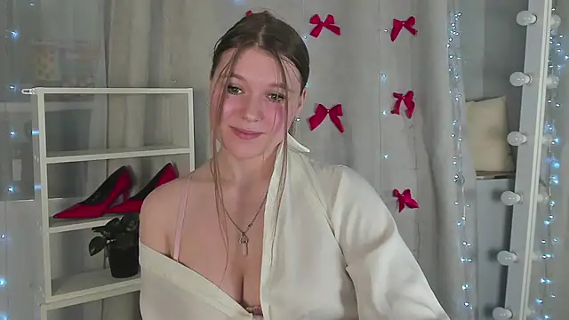 Rebecca Kelly online show from 01-05-25, 06:35