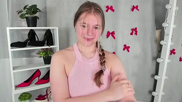 Rebecca Kelly online show from 01-28-25, 09:40