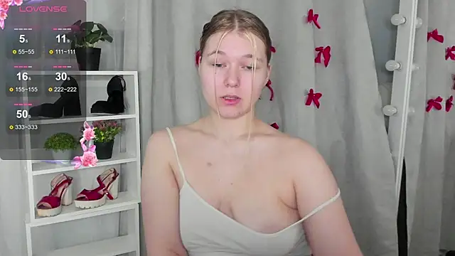 Rebecca Kelly online show from 02-09-25, 06:37