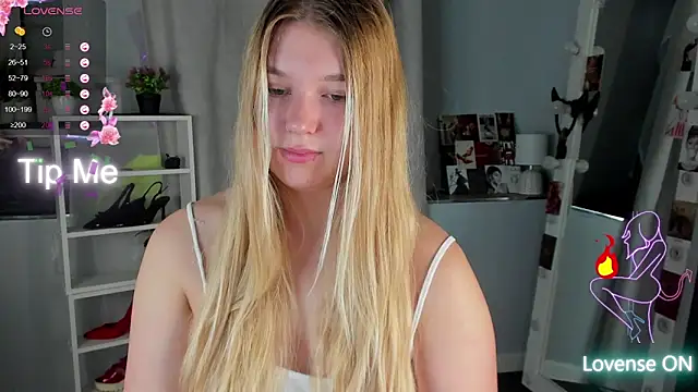 Rebecca Kelly online show from 09-09-25, 01:49