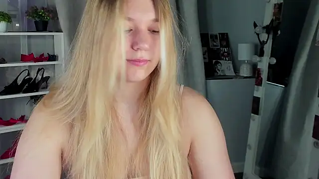 Rebecca Kelly online show from 10-20-25, 02:01