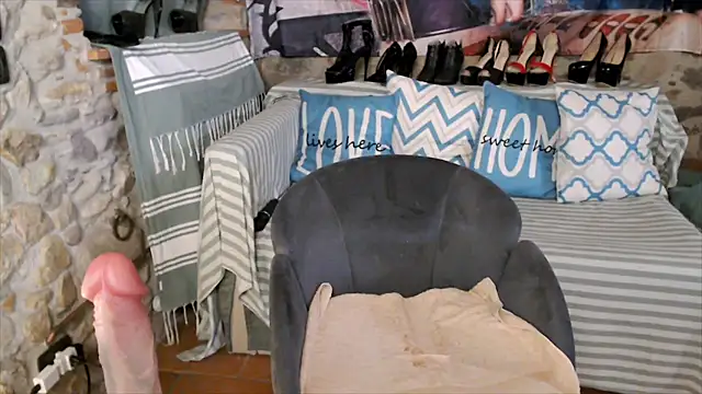 sara love89 online show from 12-05-25, 03:30