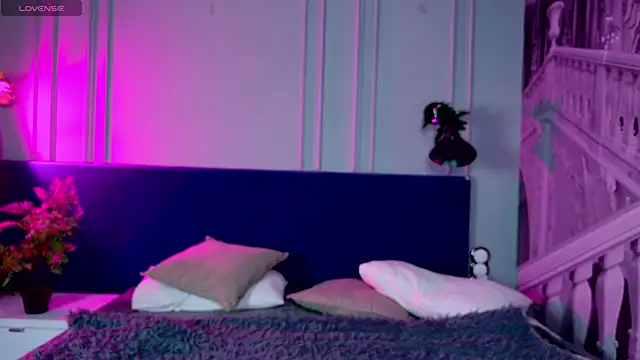 Liv Fay online show from 01-11-25, 12:50