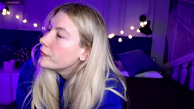 Liv Fay online show from 03-02-25, 07:45