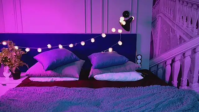 Liv Fay online show from 03-07-25, 08:55