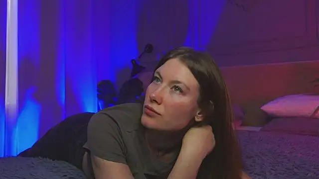 Liv Fay online show from 09-27-25, 03:06