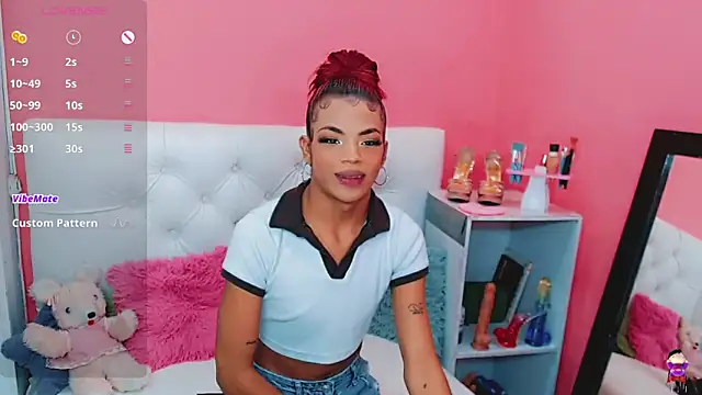 Snapshot of alexa-xxx- chatting on 02-19-25, 11:17 alexa-xxx- online show from 02-19-25, 11:17