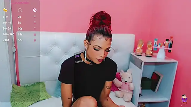 Snapshot of alexa-xxx- chatting on 02-20-25, 08:06 alexa-xxx- online show from 02-20-25, 08:06