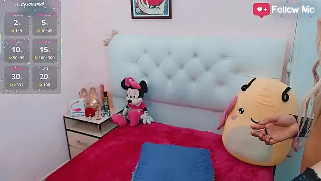 Snapshot of alexa-xxx- chatting on 10-04-25, 04:10 alexa-xxx- online show from 10-04-25, 04:10