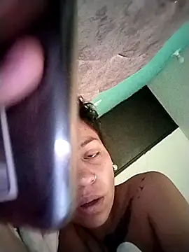 Snapshot of Tiphanydirty3 chatting on 02-18-25, 02:59 Tiphanydirty3 online show from 02-18-25, 02:59