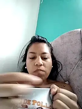 Snapshot of Tiphanydirty3 chatting on 02-21-25, 03:21 Tiphanydirty3 online show from 02-21-25, 03:21