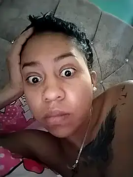 Snapshot of Tiphanydirty3 chatting on 03-19-25, 03:29 Tiphanydirty3 online show from 03-19-25, 03:29