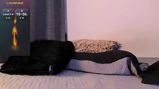 DerekOlsen online show from 12-06-24, 05:42