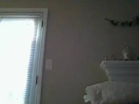 Snapshot of Hugedick0071 chatting on 12-12-24, 06:42 Hugedick0071 online show from 12-12-24, 06:42
