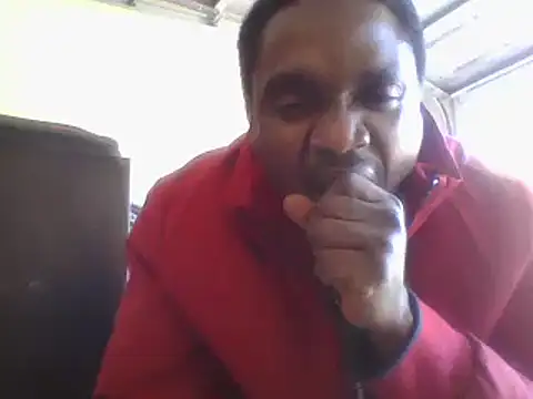 Snapshot of Hugedick0071 chatting on 12-16-24, 04:27 Hugedick0071 online show from 12-16-24, 04:27