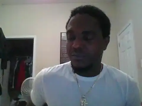 Snapshot of Hugedick0071 chatting on 01-10-25, 06:42 Hugedick0071 online show from 01-10-25, 06:42